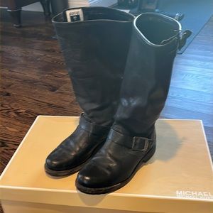 Women’s size 8 black Frye engineer boot
